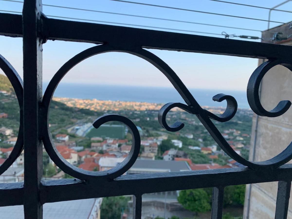 Il Nido Delle Rondini Apartamento Formia Exterior foto